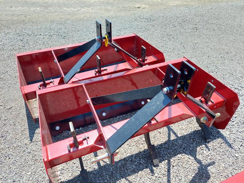 Attachments  Walco 4ft Box Scraper Photo